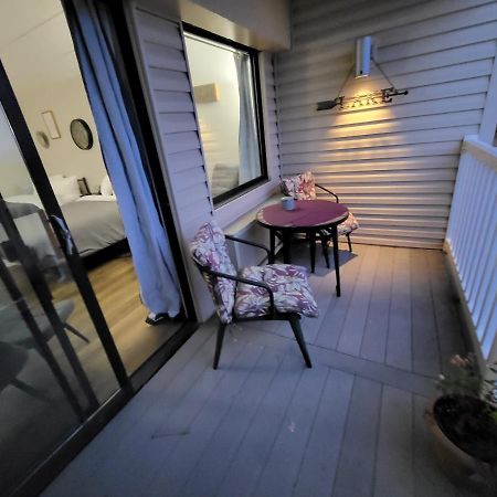 Cedar Lodge Room W/ Lake Views! 拉科尼亚 外观 照片